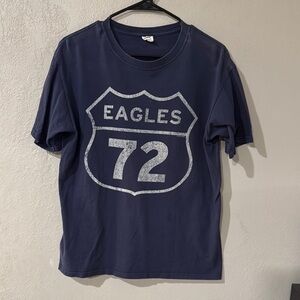 Navy Graphic T-Shirt with Eagles 72 Design mens size medium